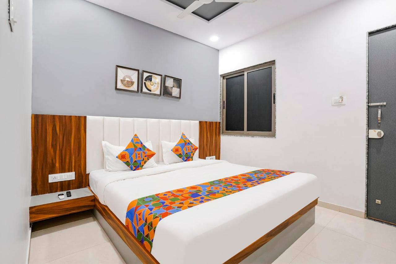 Fabhotel Magnus Сурат Экстерьер фото