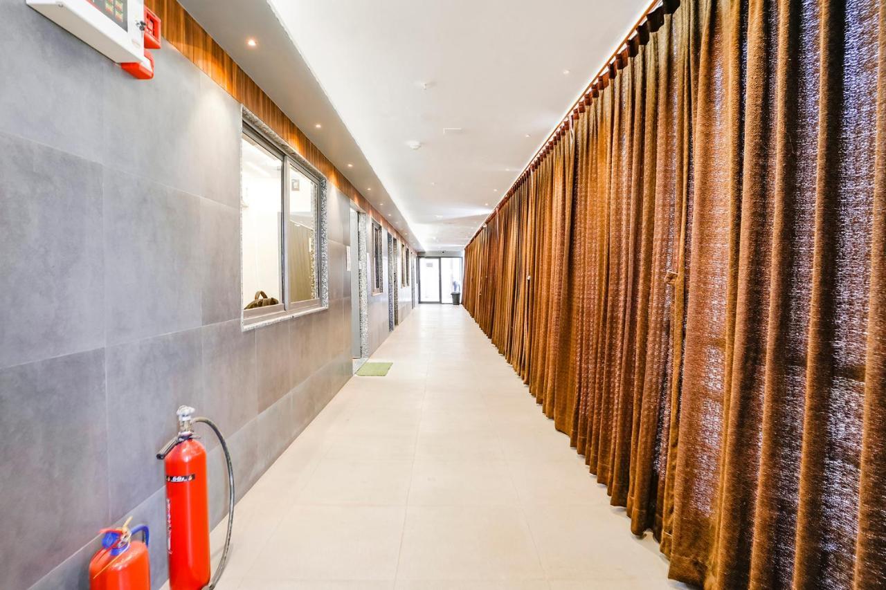 Fabhotel Magnus Сурат Экстерьер фото
