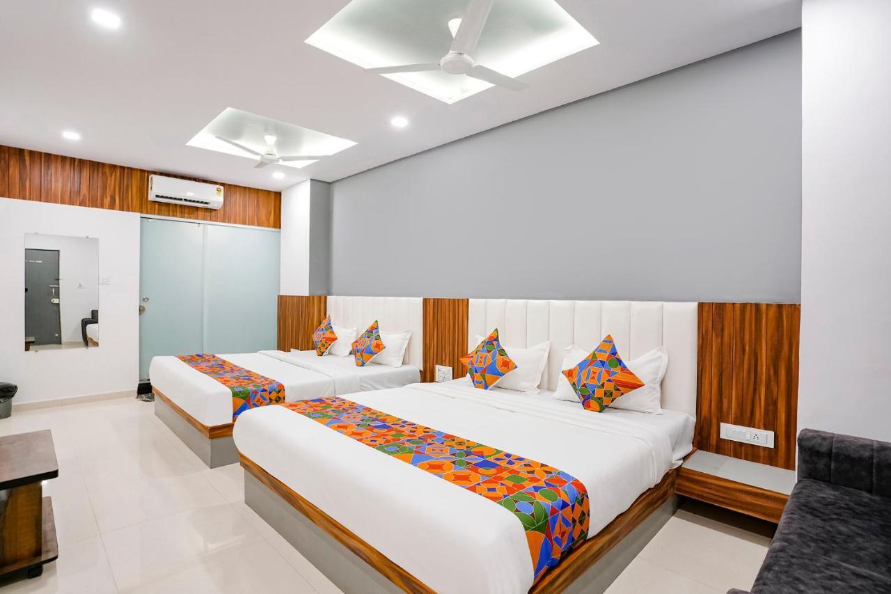 Fabhotel Magnus Сурат Экстерьер фото
